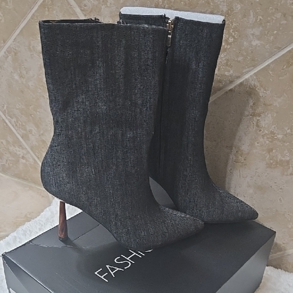 Elegant Charcoal Heeled Boots
